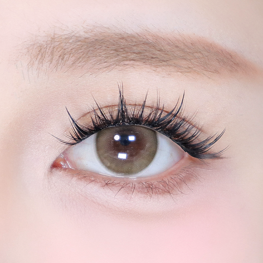 Fluffe Belle - Dramatic, Faux, Volume | Pre Glue | 5 to 10 days wear