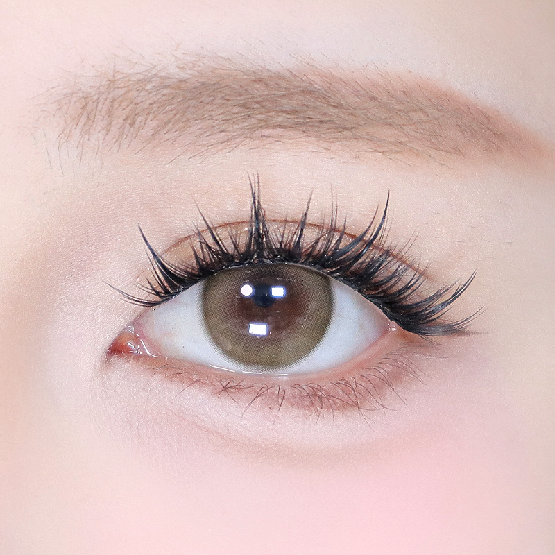 Fluffe Belle - Dramatic, Faux, Volume | Pre Glue | 5 to 10 days wear